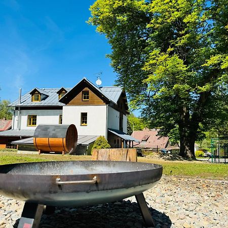 Apartman Na Sjezdovce Sedlonov ภายนอก รูปภาพ